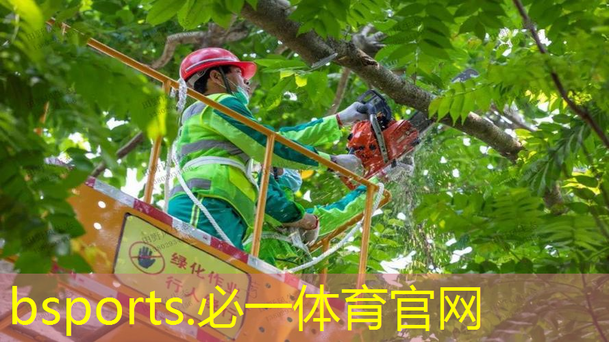 先涂胶水还是先放网球拍